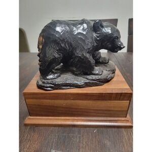 West‎ Art Black  Grizzly Bear On Wooden Base